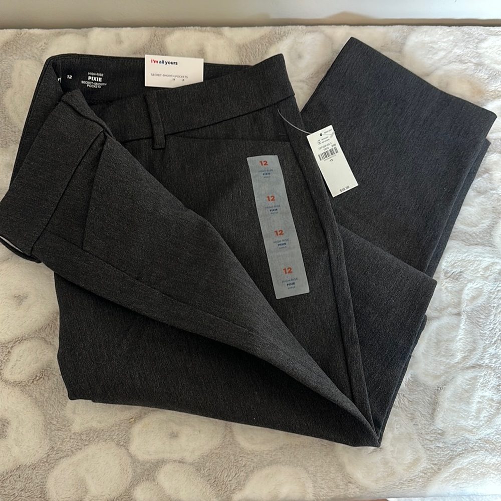 Old navy pixie pant - Picture 1 of 1